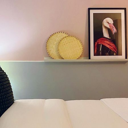 Blush Jungle - Homestay Dublin Extérieur photo
